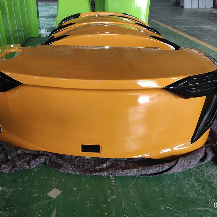 FRP成形自動車部品